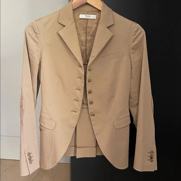 Prada Women’s Beige Blazer Jacket - Picture 3 of 9